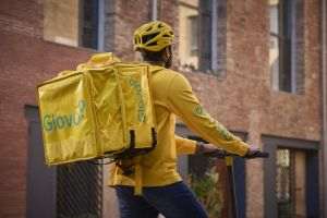 Analiză Glovo: 14 februarie, cea mai aglomerată zi pentru livrările de flori